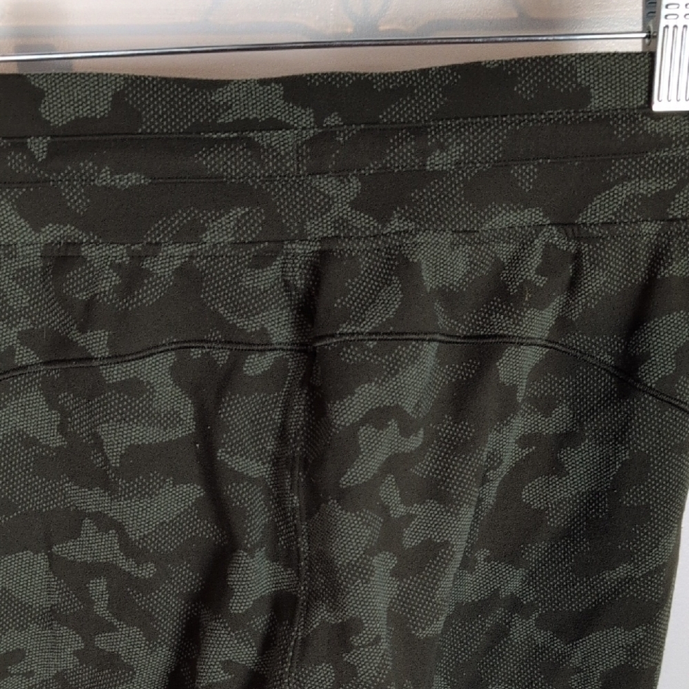 Lululemon Ready to Rulu Jogger - Picture 8 of 11